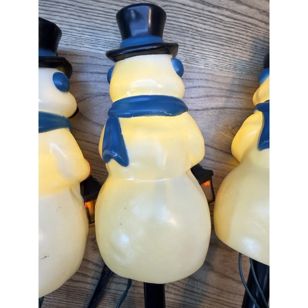 Vintage Blow Mold Snowman Pathway Lights Yard Stakes 4 Snowmen